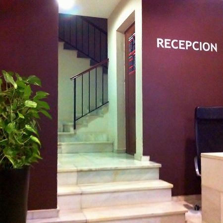 Hostal Carlos I La Línea de la Concepción 외부 사진